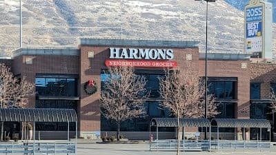 Harmons Station Park storefront