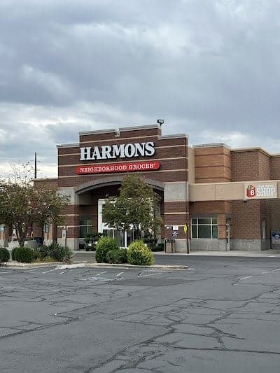 Harmons The District storefront